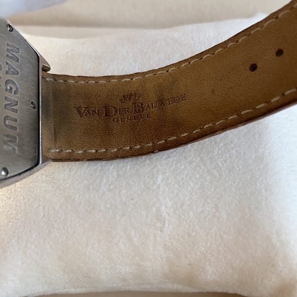 Van Der Bauwede Snake Magnum With Diamonds & Mother of Pearl Dial Unisex Watch - Picture 7 of 15